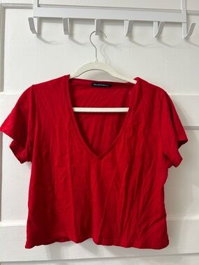 Brandy Melville Red V-Neck Cropped Tee